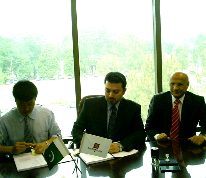 Signing Seismic Survey Agreement with BGP of China